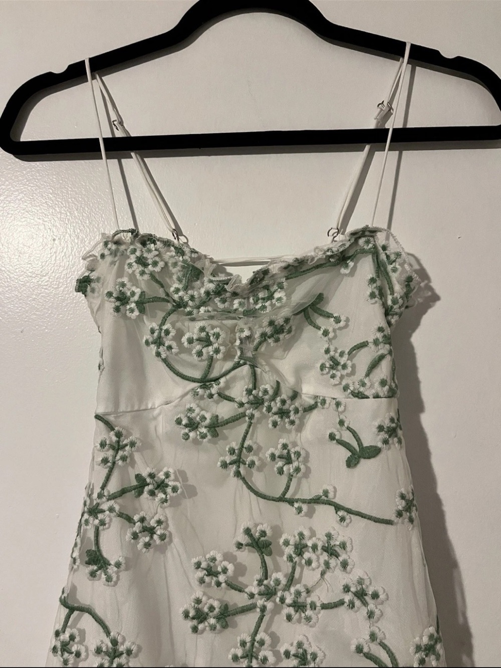 12th Tribe Floral Embroidered Mini Dress in Cream and Green - Picture 4 of 7